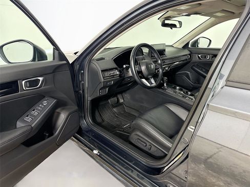 Used 2022 Honda Civic EX-L image 3