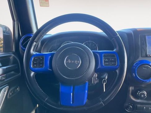 Used 2015 Jeep Wrangler Sahara w/ Connectivity Group image 12