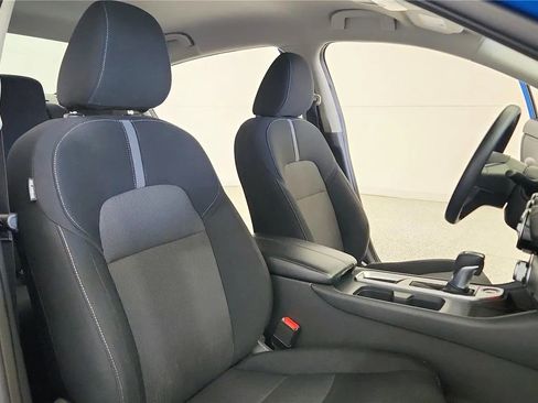Used 2024 Nissan Sentra SV FWD image 37
