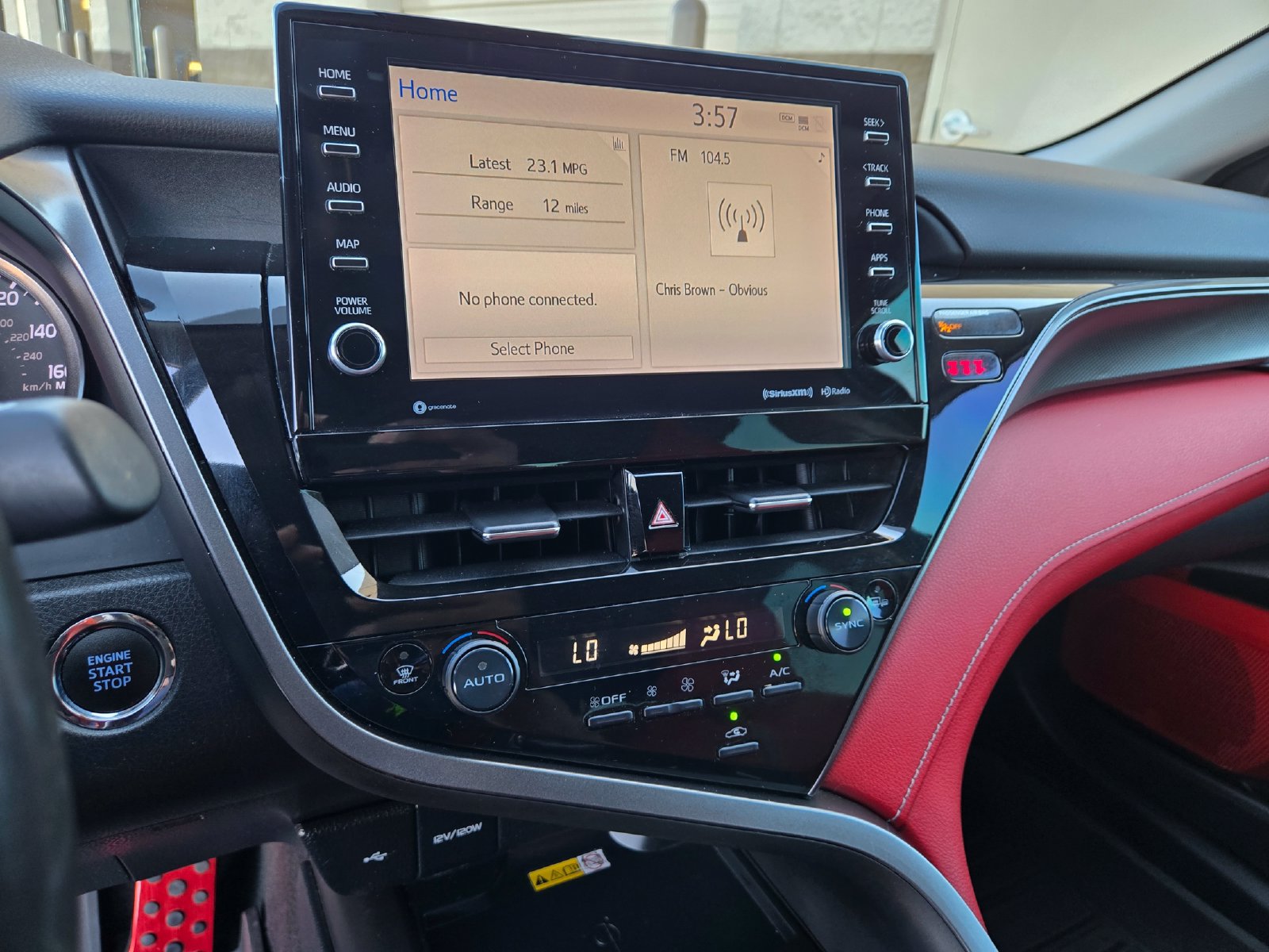 Used 2022 Toyota Camry XSE FWD image 15