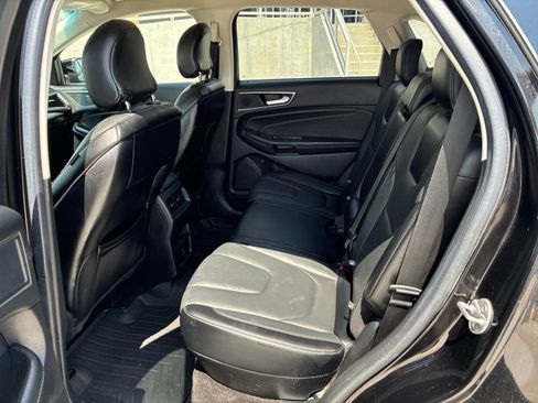 Used 2018 Ford Edge Titanium AWD/4WD image 14
