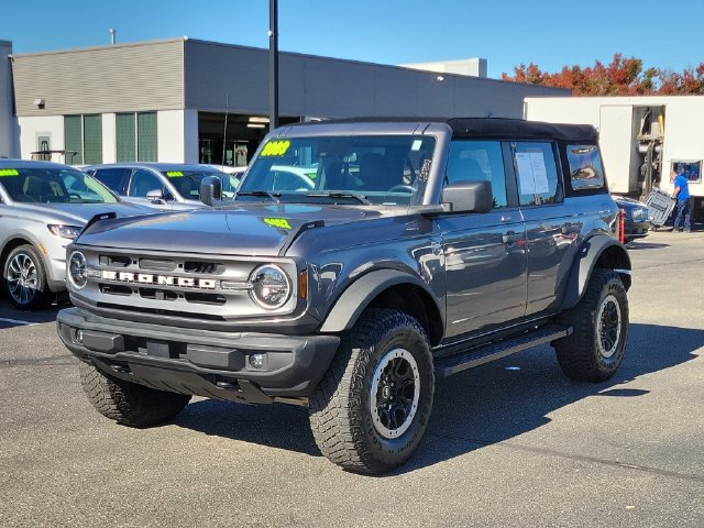 Used 2023 Ford Bronco Big Bend w/ Sasquatch Package AWD/4WD image 2