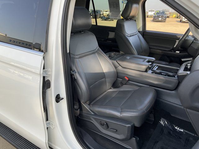 Used 2025 Ford Expedition Max Active AWD/4WD image 21