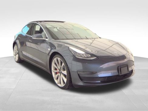 Used 2020 Tesla Model 3 Performance image 8