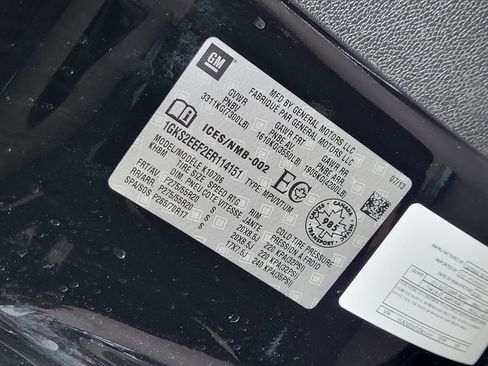 Used 2014 GMC Yukon Denali image 35