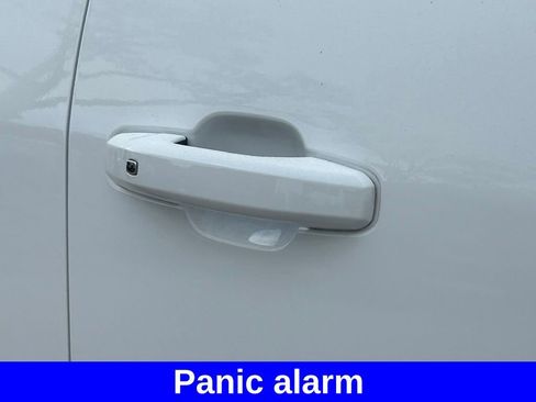 Used 2025 Chevrolet Silverado 2500 LT w/ Convenience Package image 21