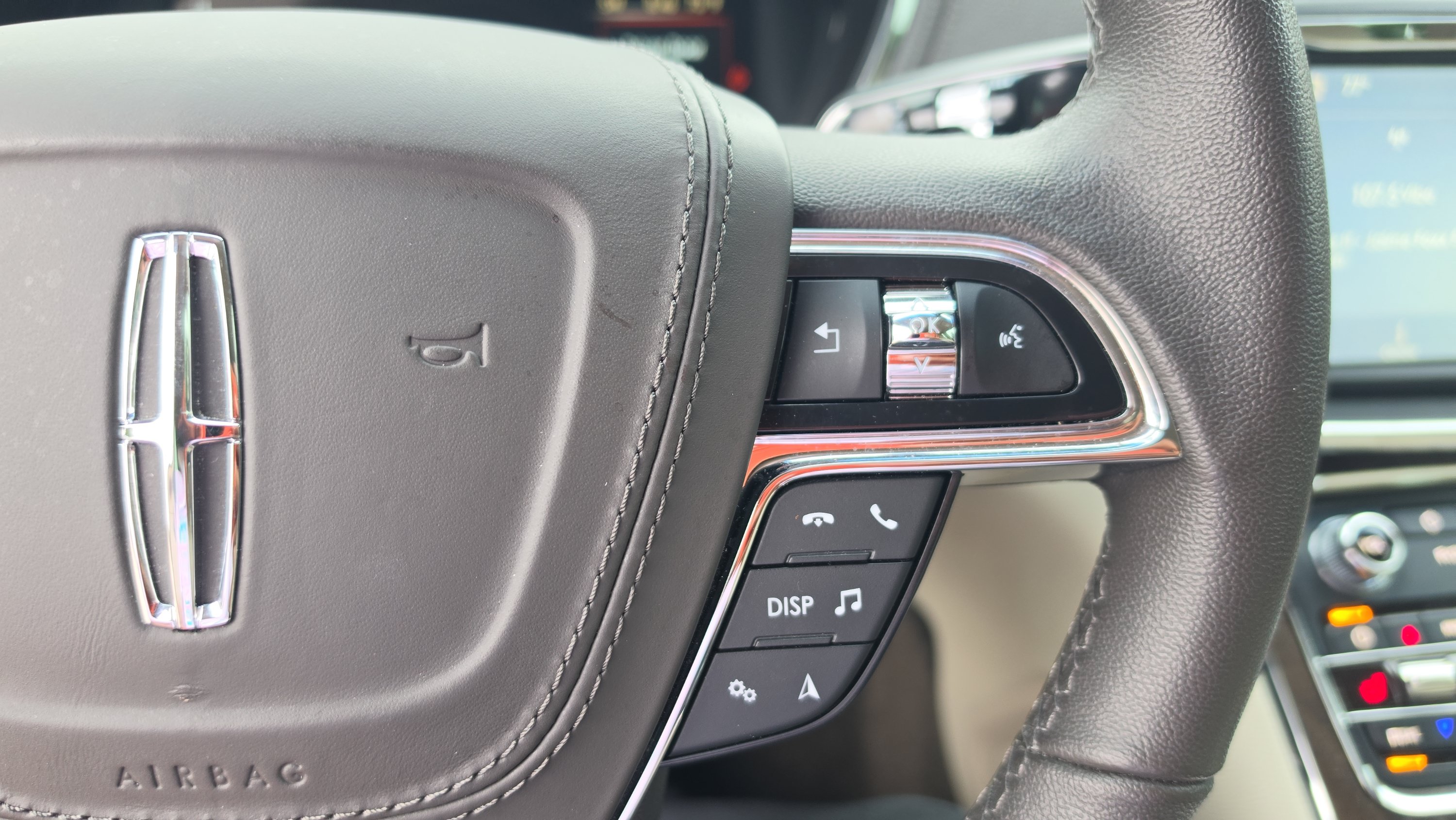 Used 2020 Lincoln Continental FWD image 13