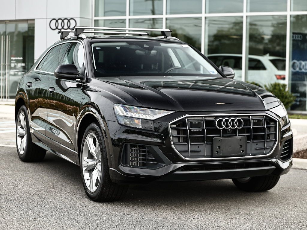 Certified 2023 Audi Q8 Premium Plus w/ Premium Plus Package AWD/4WD image 2
