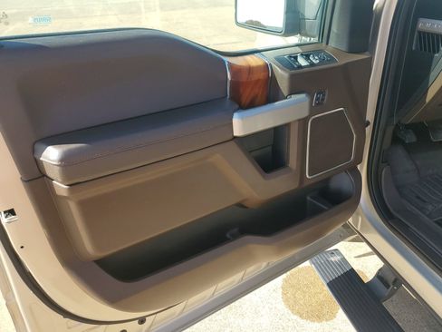 Used 2017 Ford F150 King Ranch w/ Equipment Group 601A Luxury image 30