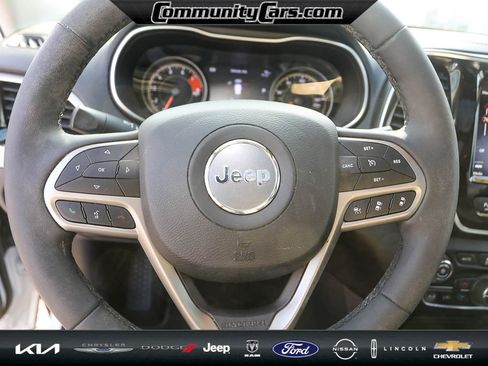 Used 2021 Jeep Cherokee Limited w/ Elite Package image 15