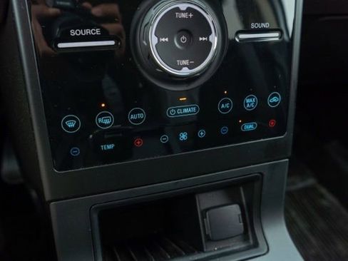 Used 2019 Ford Flex Limited w/ Appearance Package AWD/4WD image 24