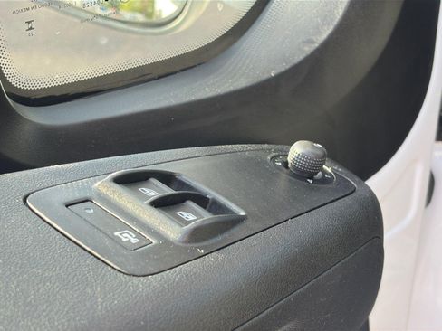 Used 2023 RAM ProMaster 2500 FWD image 14