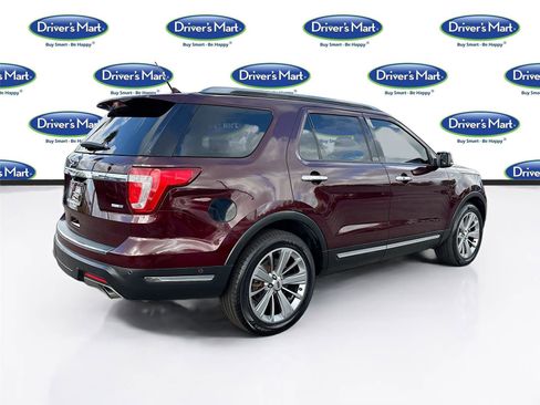 Used 2018 Ford Explorer Limited w/ Equipment Group 301A AWD/4WD image 7