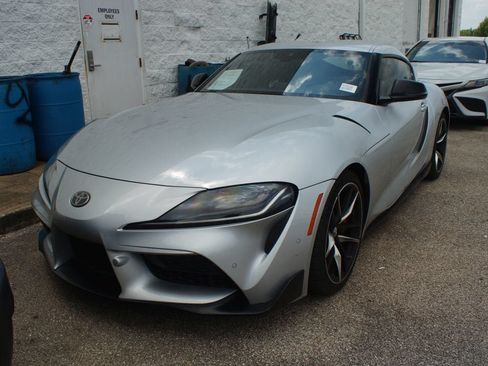 Used 2022 Toyota Supra Premium w/ Driver Assist Package RWD image 5