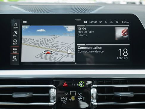 Used 2022 BMW 330i Sedan w/ Premium Package image 13