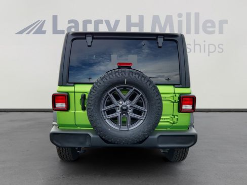 New 2026 Jeep Wrangler Sport AWD/4WD image 5