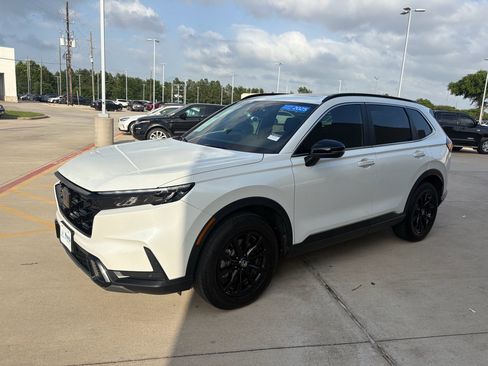 Certified 2025 Honda CR-V Sport-L image 6