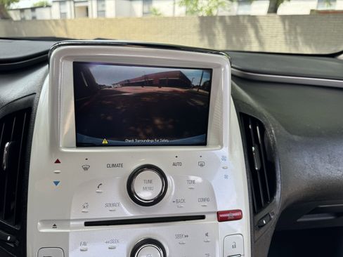 Used 2012 Chevrolet Volt FWD image 18
