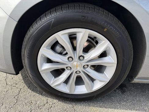 Used 2024 Chevrolet Malibu LT image 41