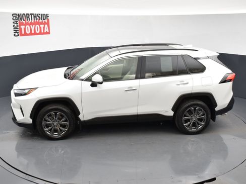 Used 2024 Toyota RAV4 Limited w/ Advanced Technology Package image 28