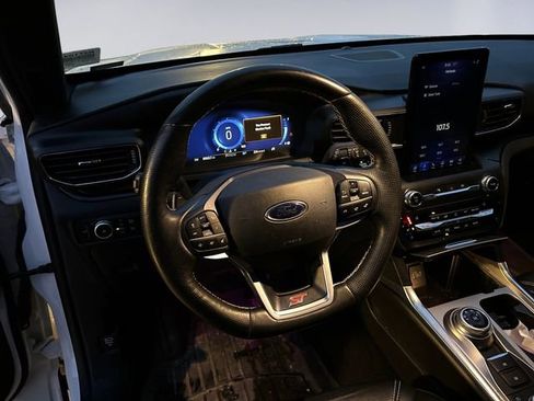 Used 2020 Ford Explorer ST w/ ST Street Pack image 9