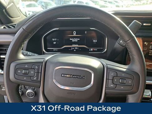 Used 2025 GMC Sierra 3500 Denali Ultimate image 4