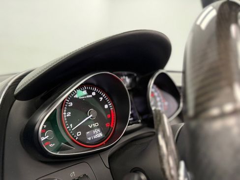 Used 2011 Audi R8 V10 image 56
