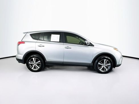 Used 2018 Toyota RAV4 XLE image 11