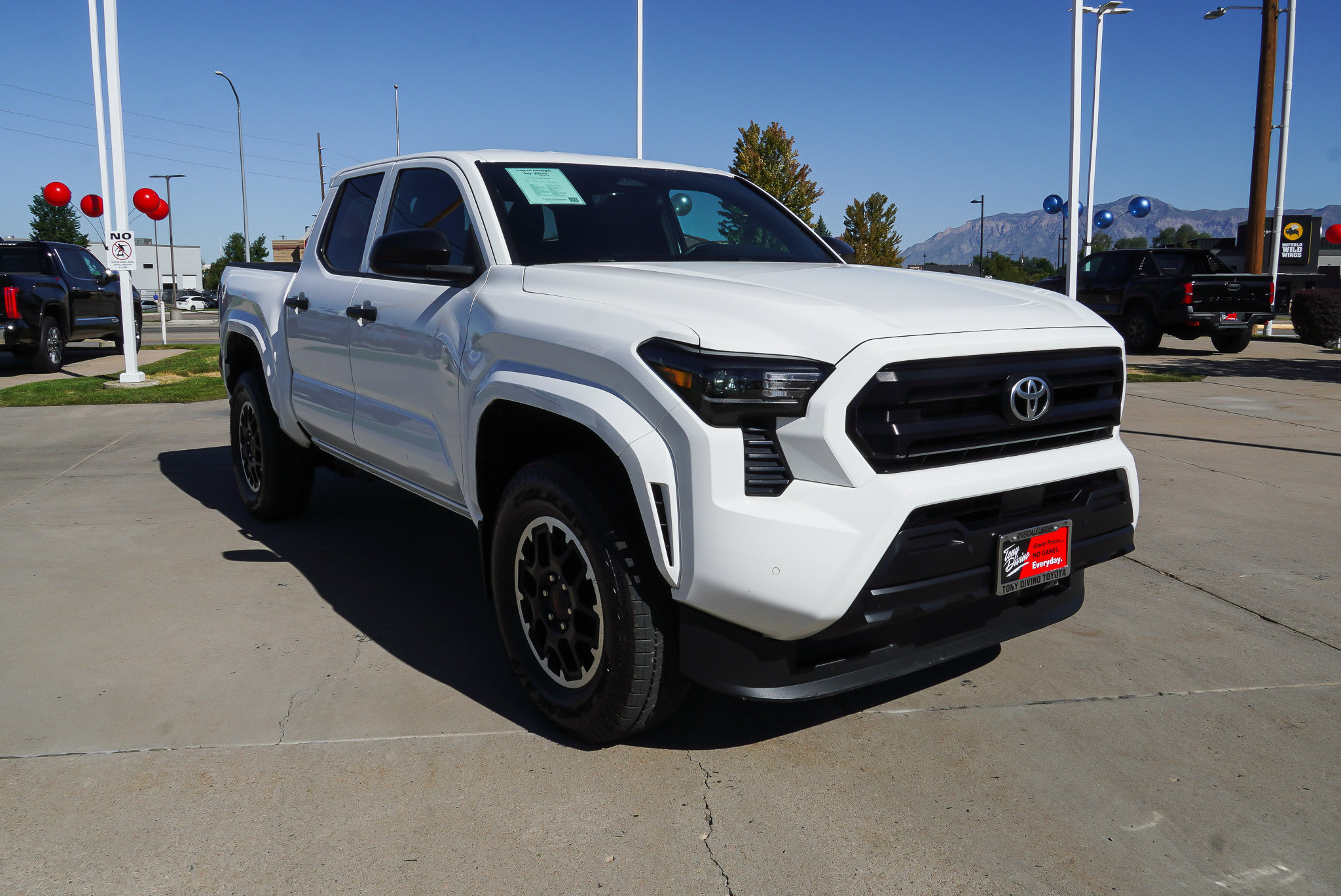 Certified 2024 Toyota Tacoma SR w/ SR Upgrade Package AWD/4WD image 2
