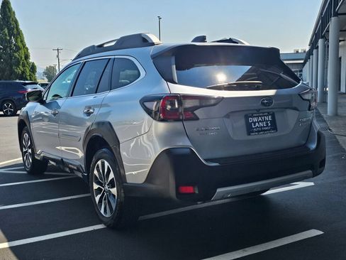 Used 2024 Subaru Outback Touring XT AWD/4WD image 3