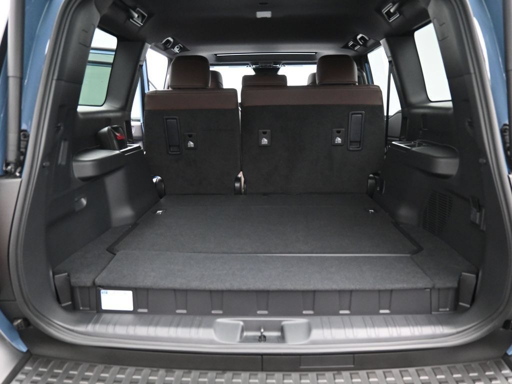 Certified 2025 Toyota Land Cruiser w/ Premium Package AWD/4WD image 35
