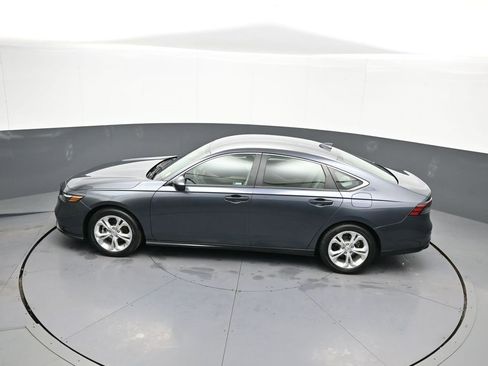 Certified 2023 Honda Accord LX image 40