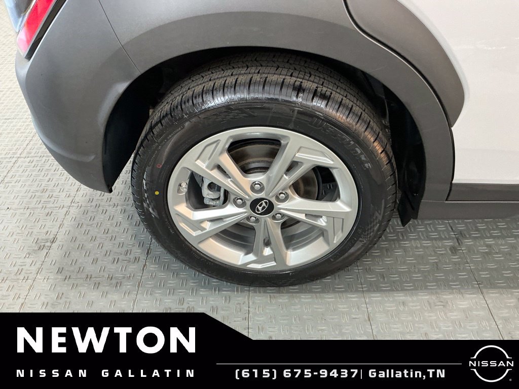 Used 2023 Hyundai Kona SEL AWD/4WD image 44