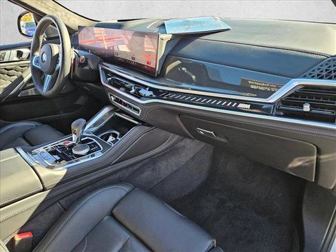 Used 2025 BMW X6 M Competition w/ Executive Package image 22