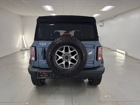 New 2025 Ford Bronco Badlands image 7