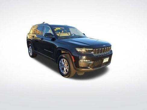 Used 2022 Jeep Grand Cherokee Limited image 1