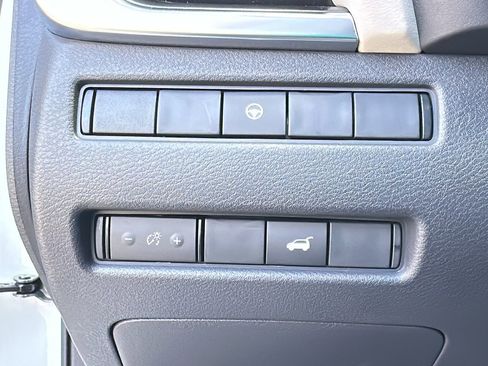 Certified 2023 Nissan Rogue SV w/ SV Premium Package image 14