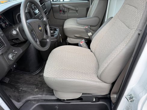 New 2025 Chevrolet Express 3500 w/ Power Convenience Package image 10