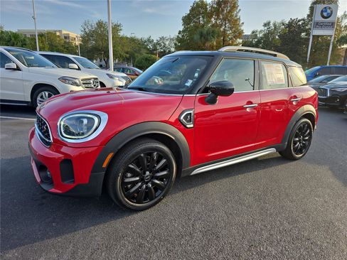 Used 2023 MINI Cooper Countryman S w/ Signature Upholstery Package image 6