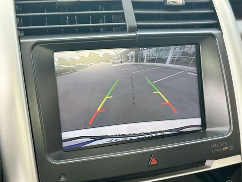 Used 2013 Ford Edge Limited FWD image 23