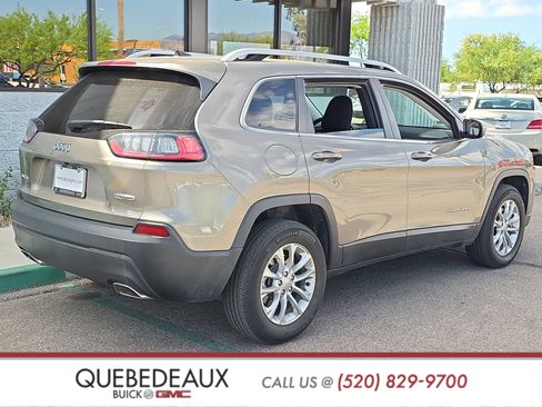 Used 2019 Jeep Cherokee Latitude w/ Popular Appearance Group AWD/4WD image 7