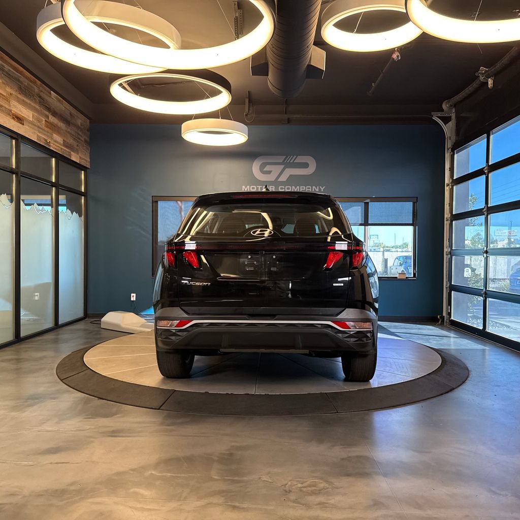Used 2022 Hyundai Tucson SE AWD/4WD image 4