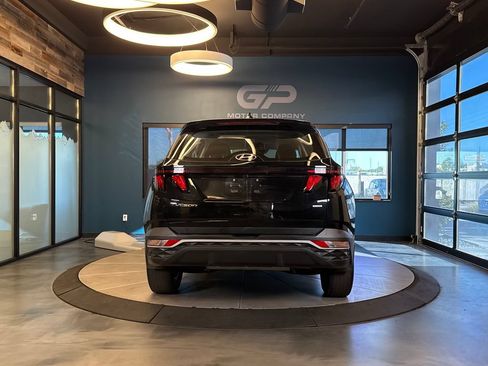 Used 2022 Hyundai Tucson SE AWD/4WD image 4