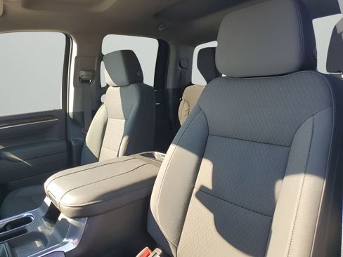 New 2026 GMC Sierra 1500 Elevation image 29