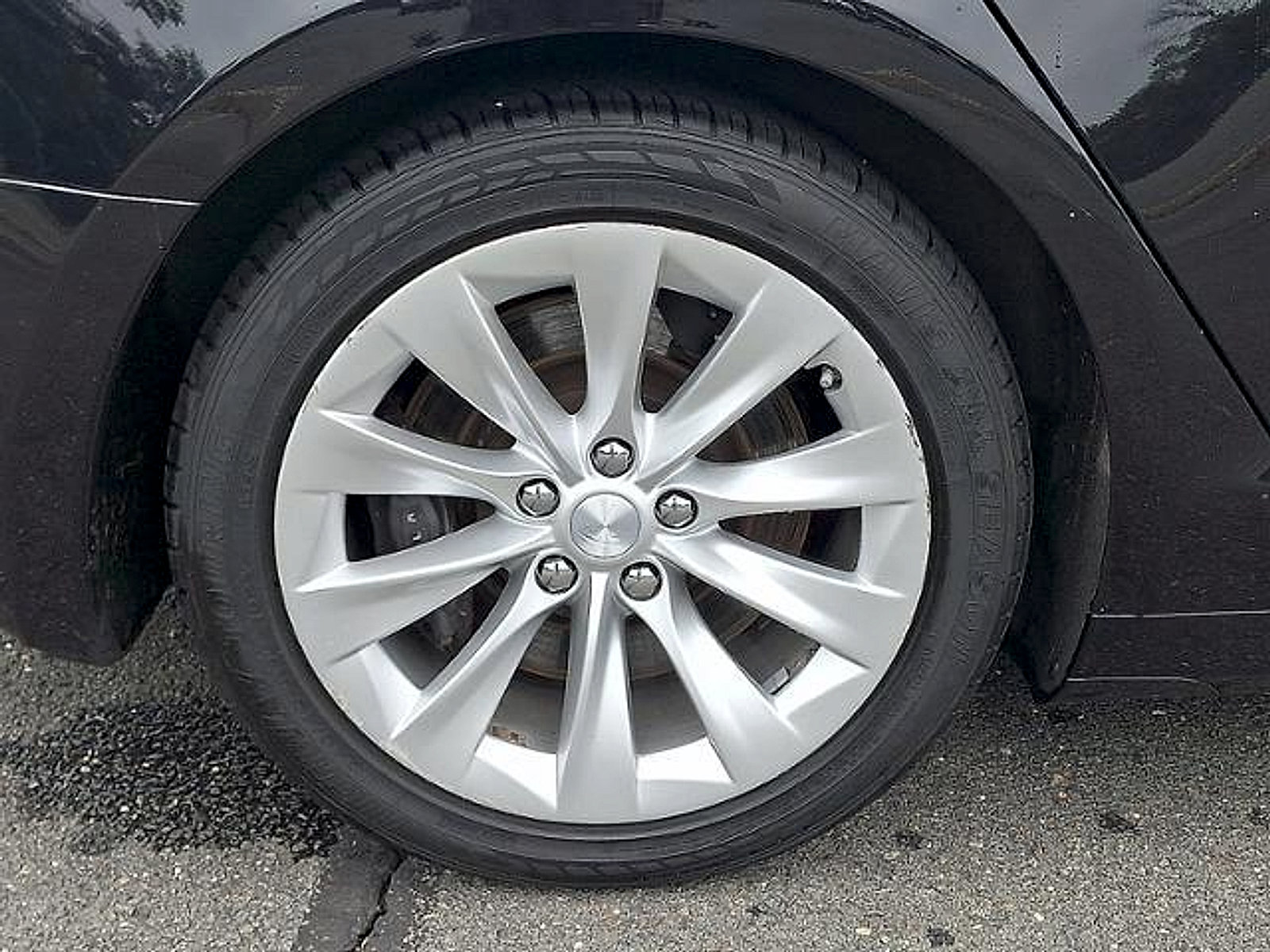 Used 2016 Tesla Model S RWD image 28
