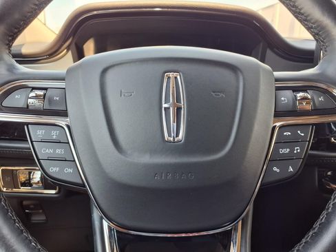 Used 2023 Lincoln Nautilus Reserve w/ Monochromatic Package AWD/4WD image 17