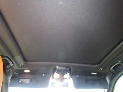 Used 2022 BMW X5 sDrive40i w/ M Sport Package image 19