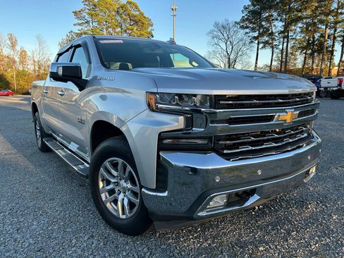 Used 2019 Chevrolet Silverado 1500 LTZ w/ LTZ Texas Edition image 4
