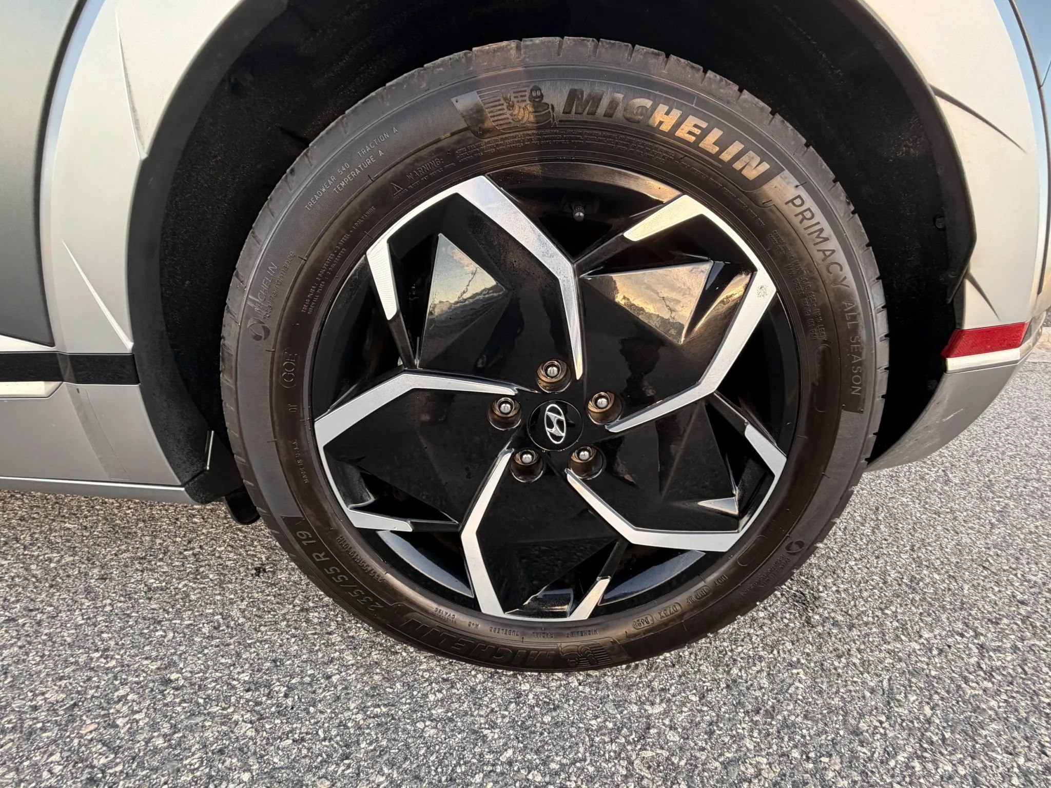 Used 2023 Hyundai Ioniq 5 Limited RWD image 22