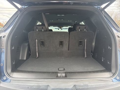 Used 2023 Chevrolet Traverse LT image 17